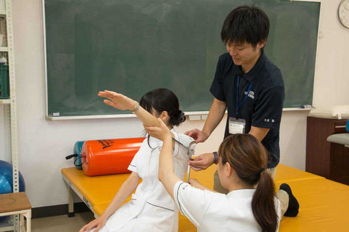 運動・神経障害作業療法評価学実習4